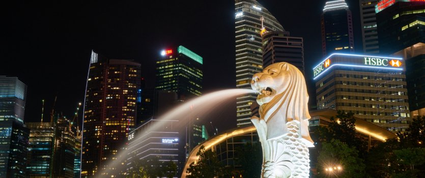 In Singapore, Indonesia Unveils Ambitious Investment Trends 2024 and Green Economic Opportunities